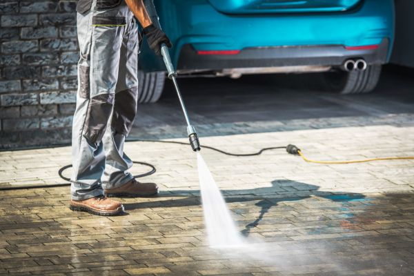Driveway Pressure Washing in El Cajon