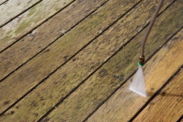 Cost of Deck Mold Removal in El Cajon