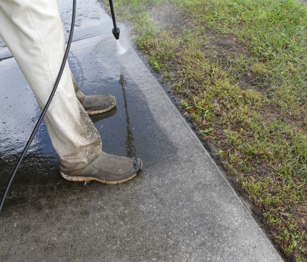 Cost of Concrete Slab Powerwashing in El Cajon
