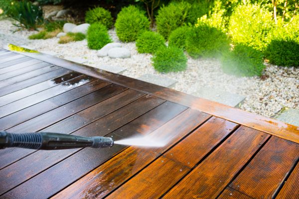 Cost of Deck Cleaning in El Cajon